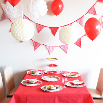 Red & White New Year デコレーション